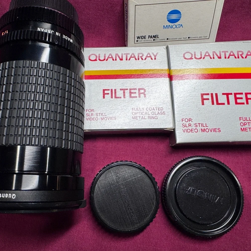 Quantaray 35-200mm Automatic Zoom Lens w/Original Box & Lens case & Filters